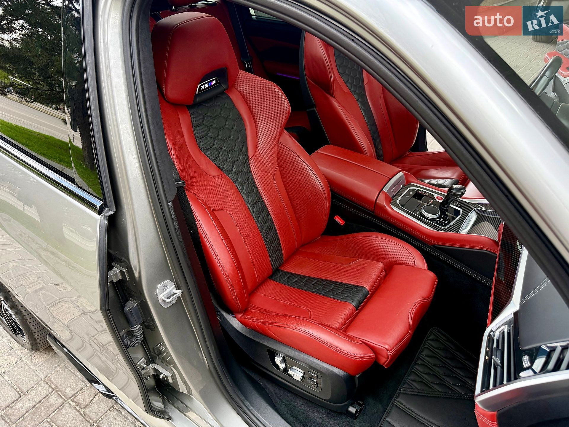 BMW X5 M 2021 VIN 5YMJU0C03M9G37982 фото оголошення 40 з 50