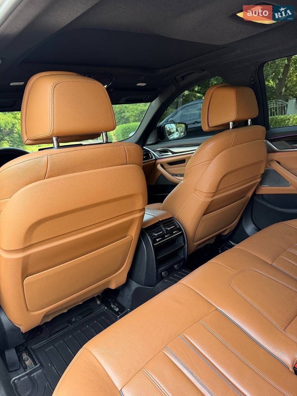 BMW 5 Series 2018 VIN WBAJE7C52KWW07553 фото оголошення 36 з 56