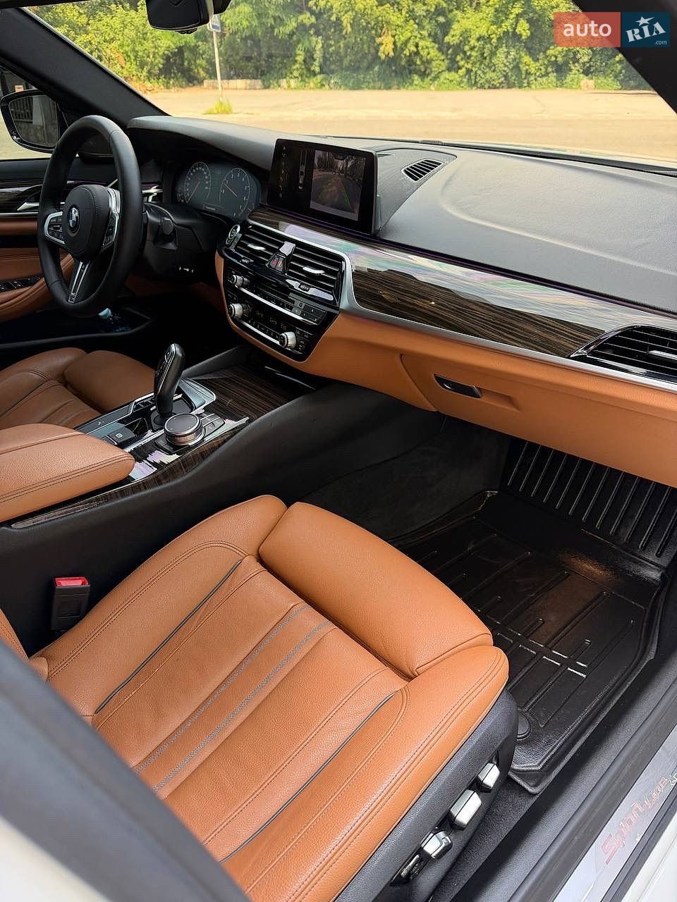 BMW 5 Series 2018 VIN WBAJE7C52KWW07553 фото оголошення 42 з 56