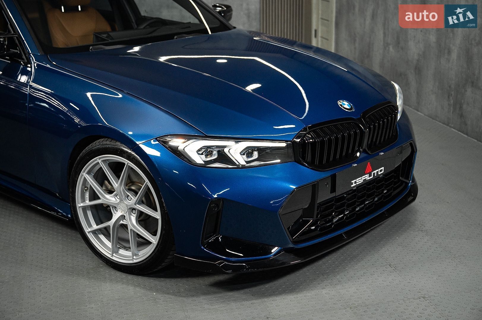 BMW 3 Series 2023 VIN 3MW69FF00P8D59291 фото оголошення 3 з 31