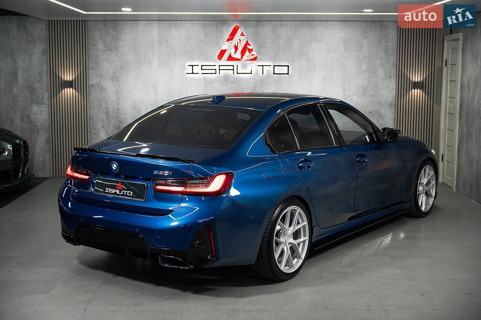 BMW 3 Series 2023 VIN 3MW69FF00P8D59291 фото оголошення 10 з 31