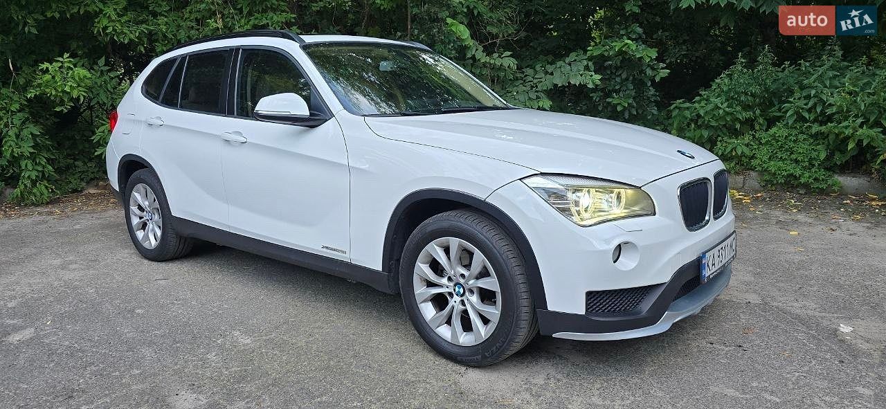 BMW X1 2013 VIN WBAVL1C51DVR92178 фото оголошення 2 з 32