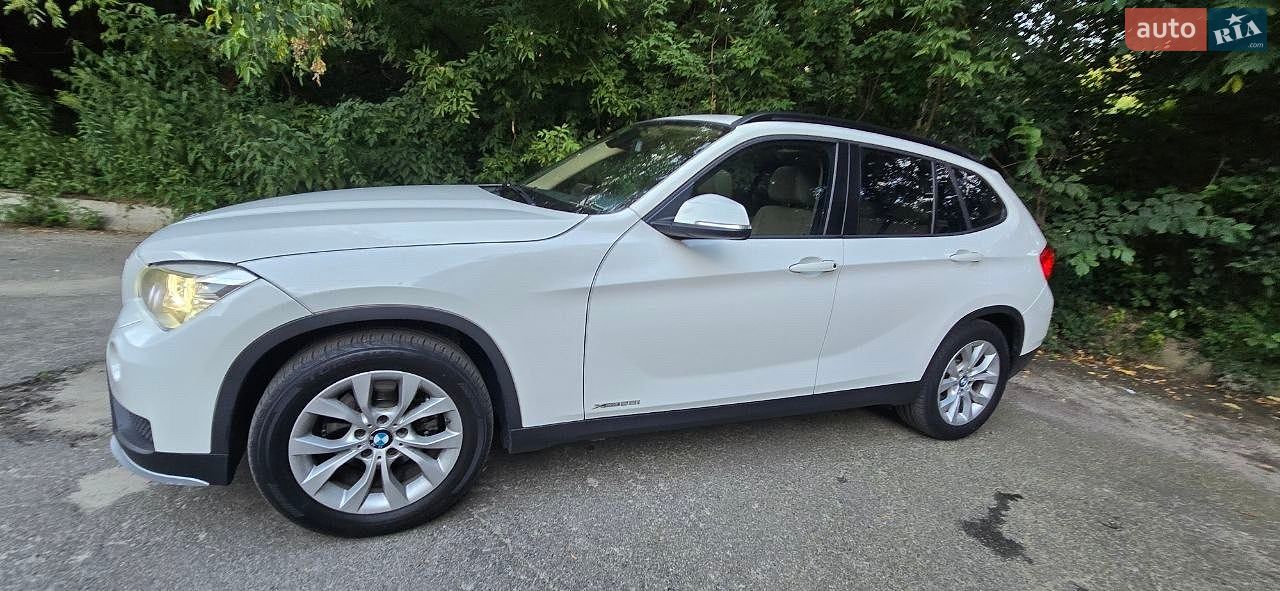BMW X1 2013 VIN WBAVL1C51DVR92178 фото оголошення 8 з 32