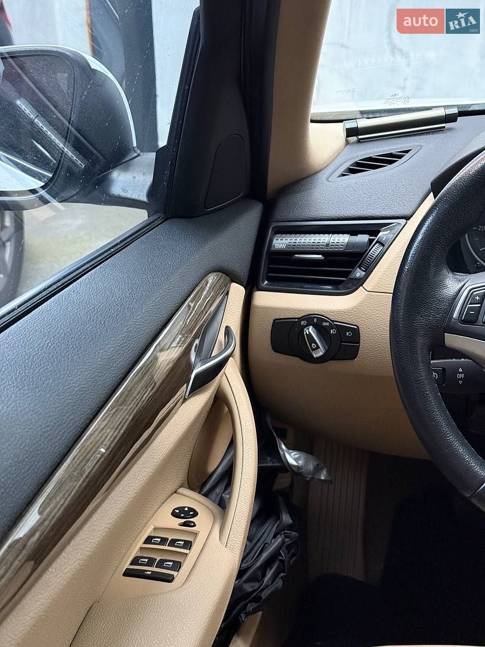 BMW X1 2013 VIN WBAVL1C51DVR92178 фото оголошення 27 з 32