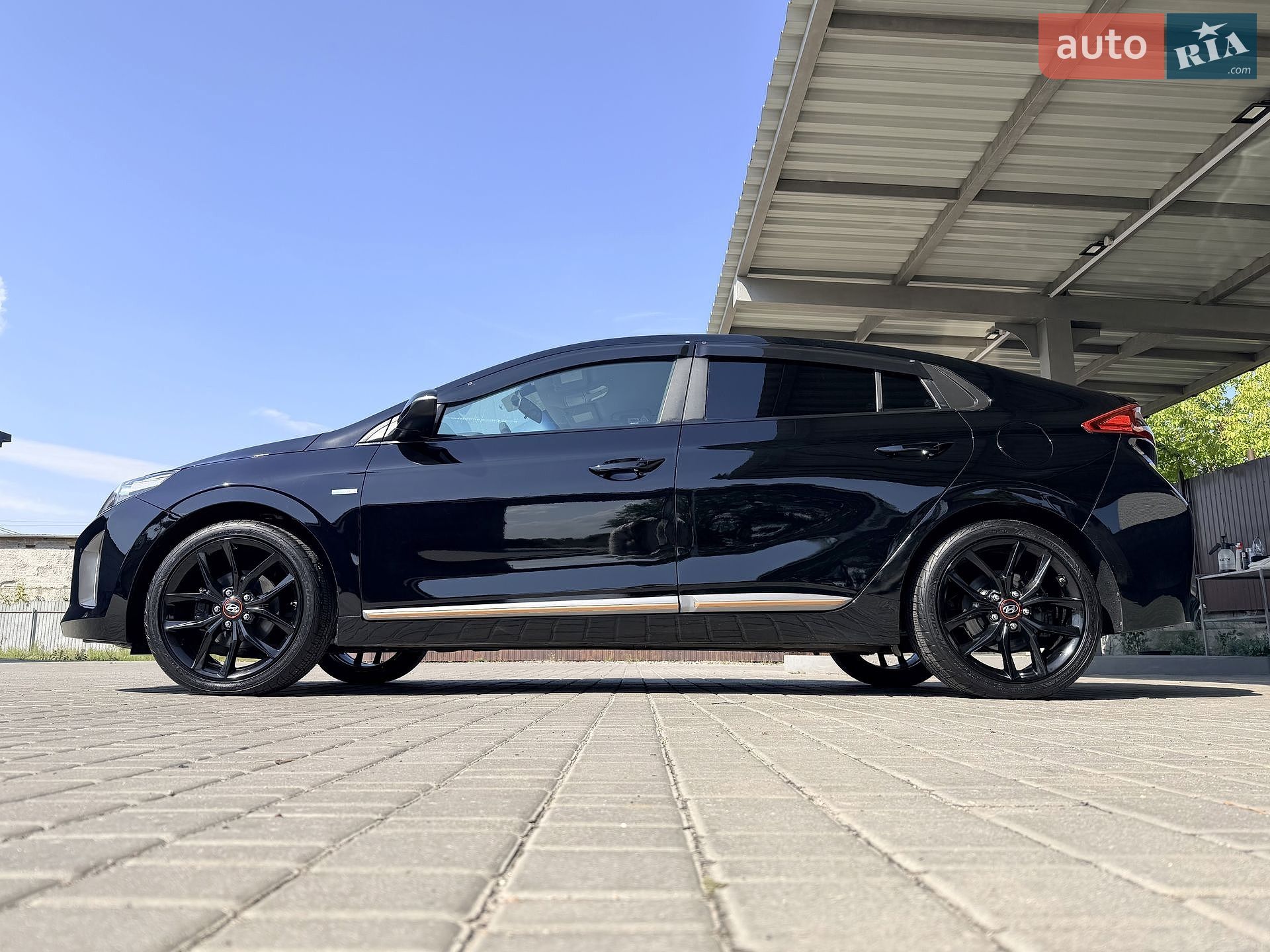 Hyundai Ioniq 2017 VIN KMHC85LH4HU011412 фото оголошення 5 з 67