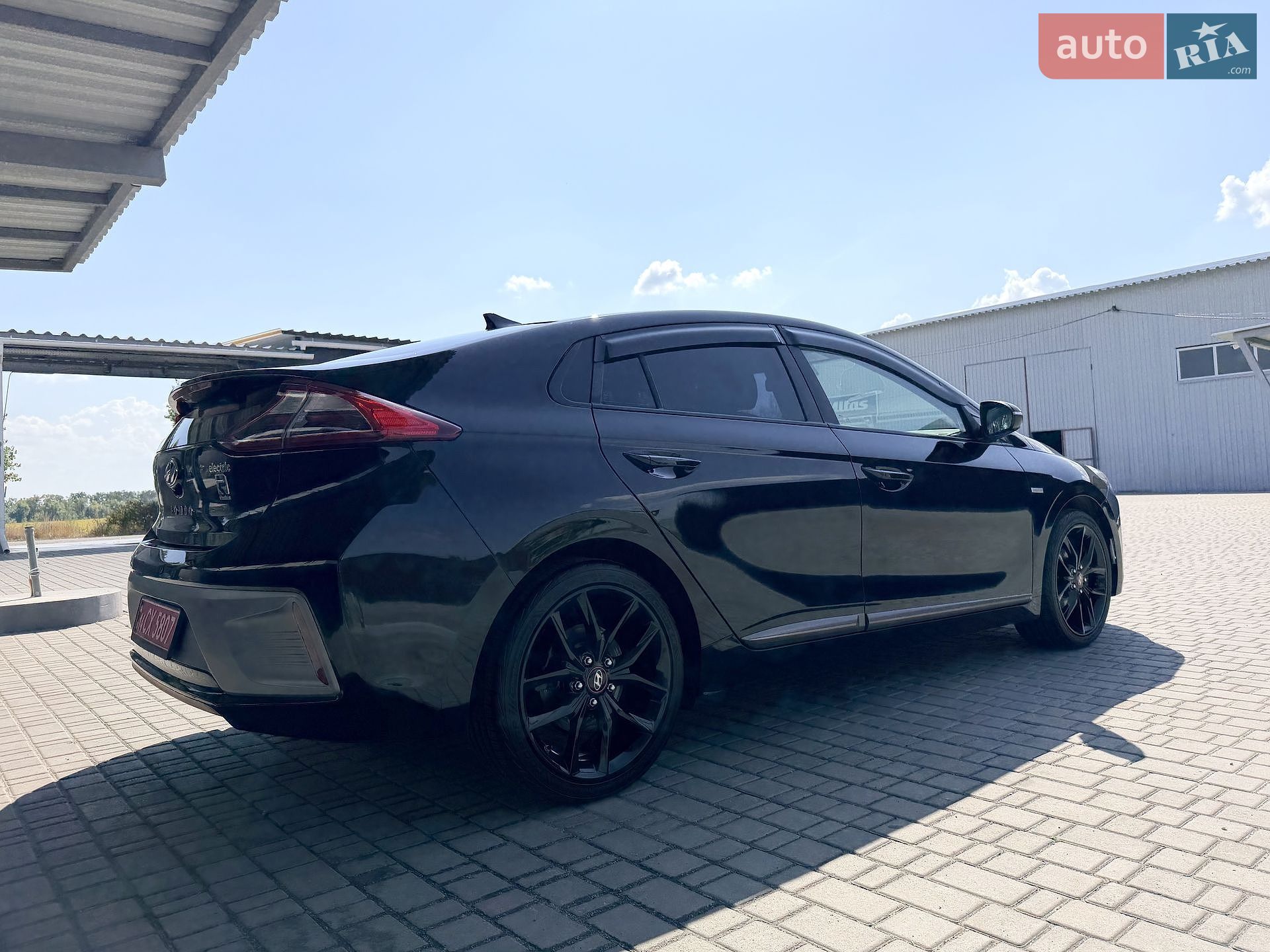 Hyundai Ioniq 2017 VIN KMHC85LH4HU011412 фото оголошення 10 з 67
