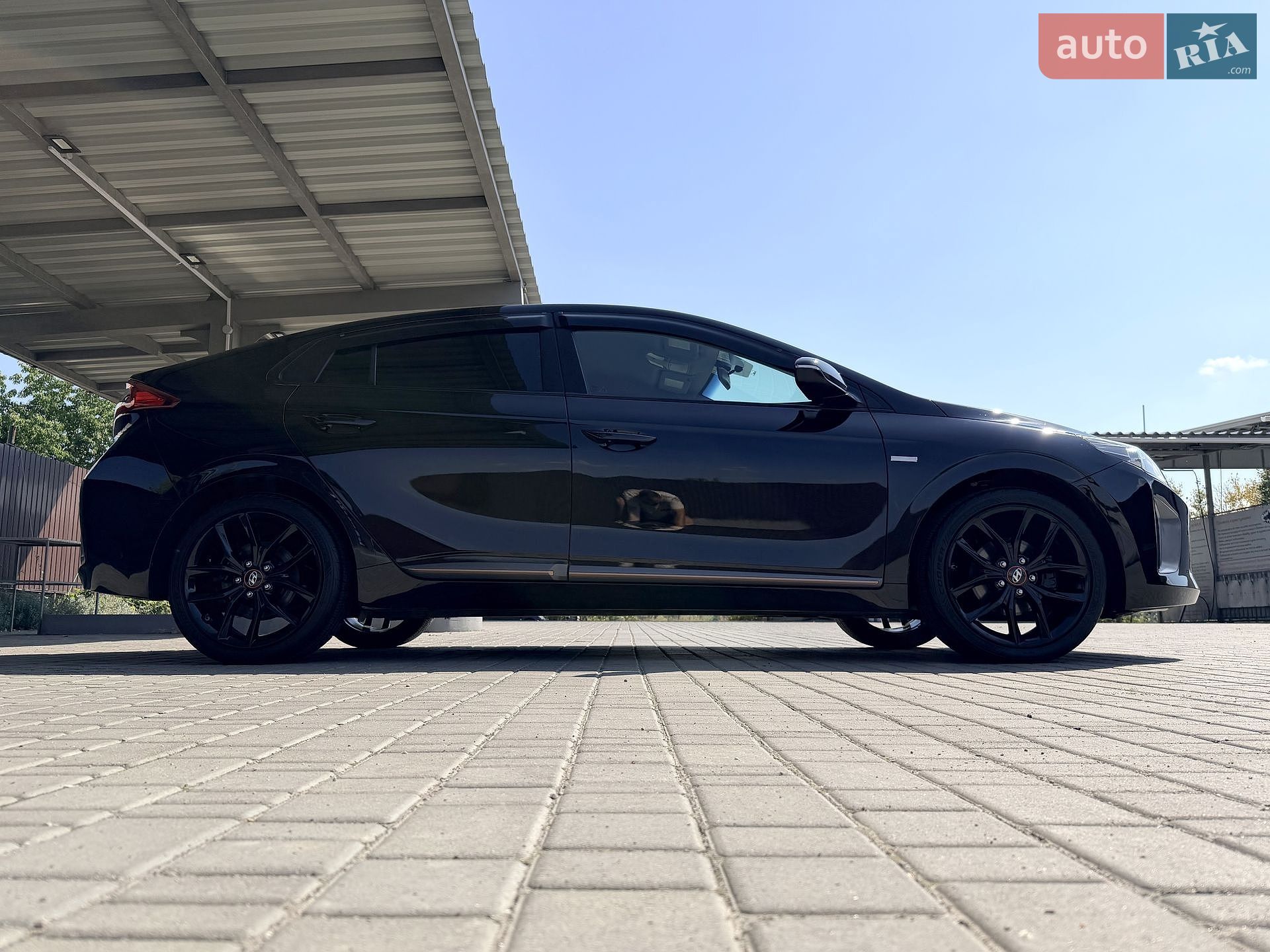 Hyundai Ioniq 2017 VIN KMHC85LH4HU011412 фото оголошення 12 з 67
