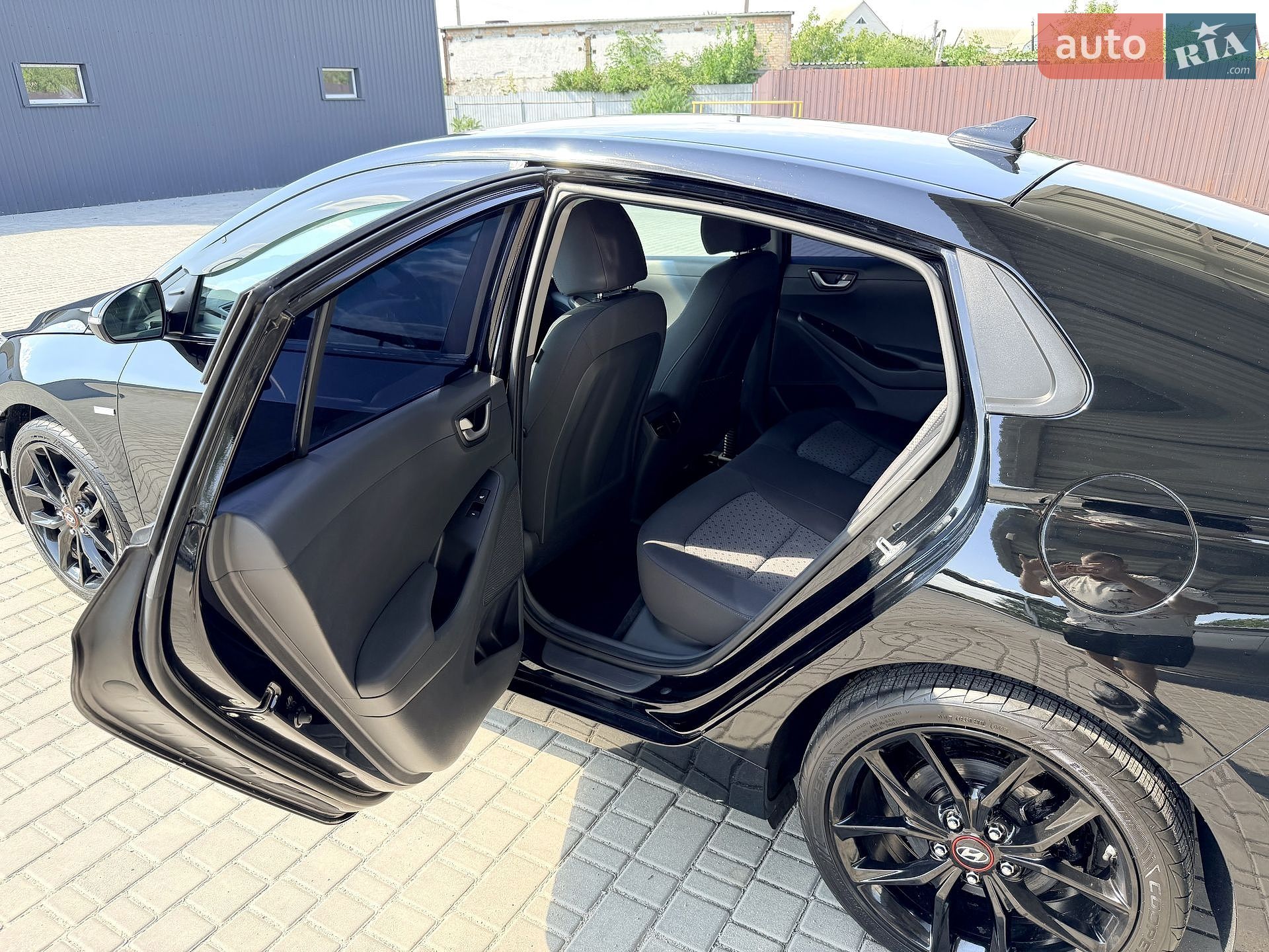 Hyundai Ioniq 2017 VIN KMHC85LH4HU011412 фото оголошення 50 з 67