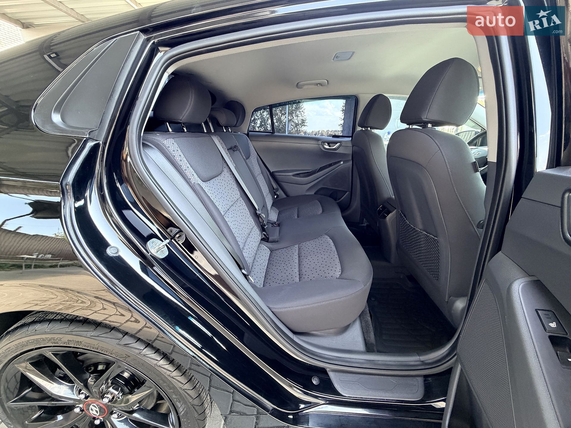 Hyundai Ioniq 2017 VIN KMHC85LH4HU011412 фото оголошення 53 з 67