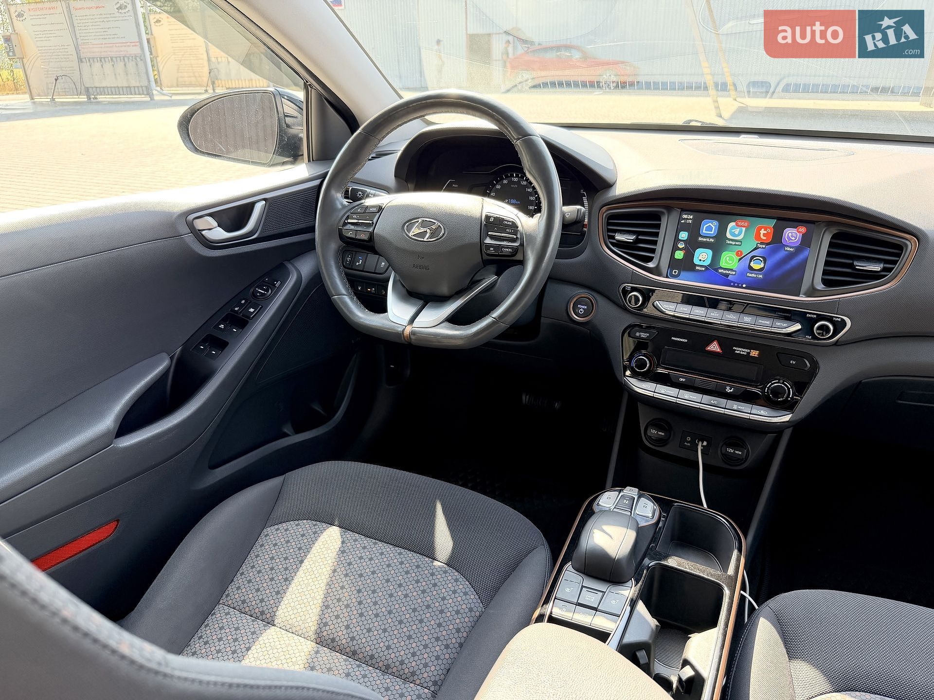 Hyundai Ioniq 2017 VIN KMHC85LH4HU011412 фото оголошення 60 з 67