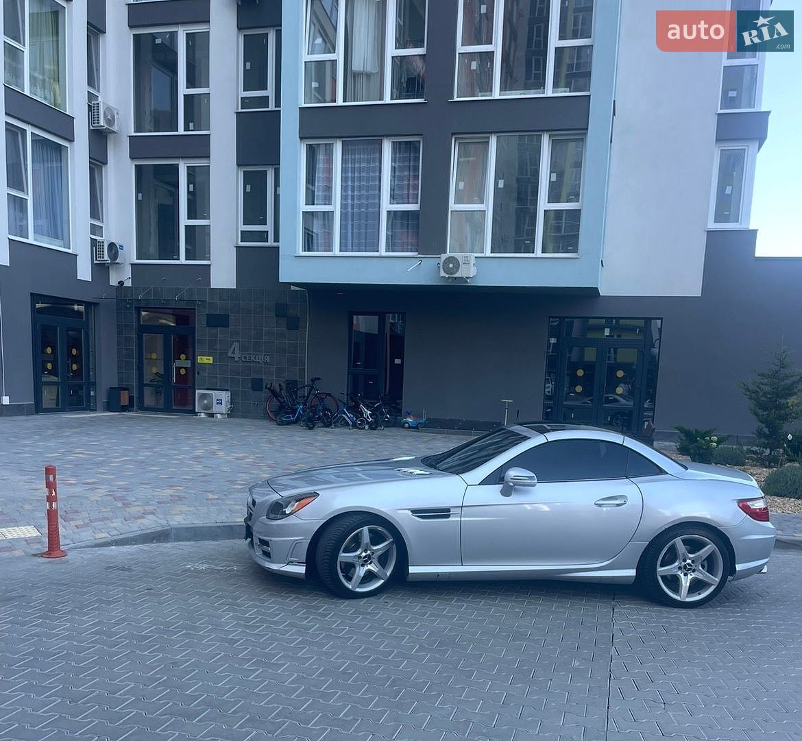 Mercedes-Benz SLK-Class 2013 VIN WDDPK4HA9DF065452 фото оголошення 3 з 15
