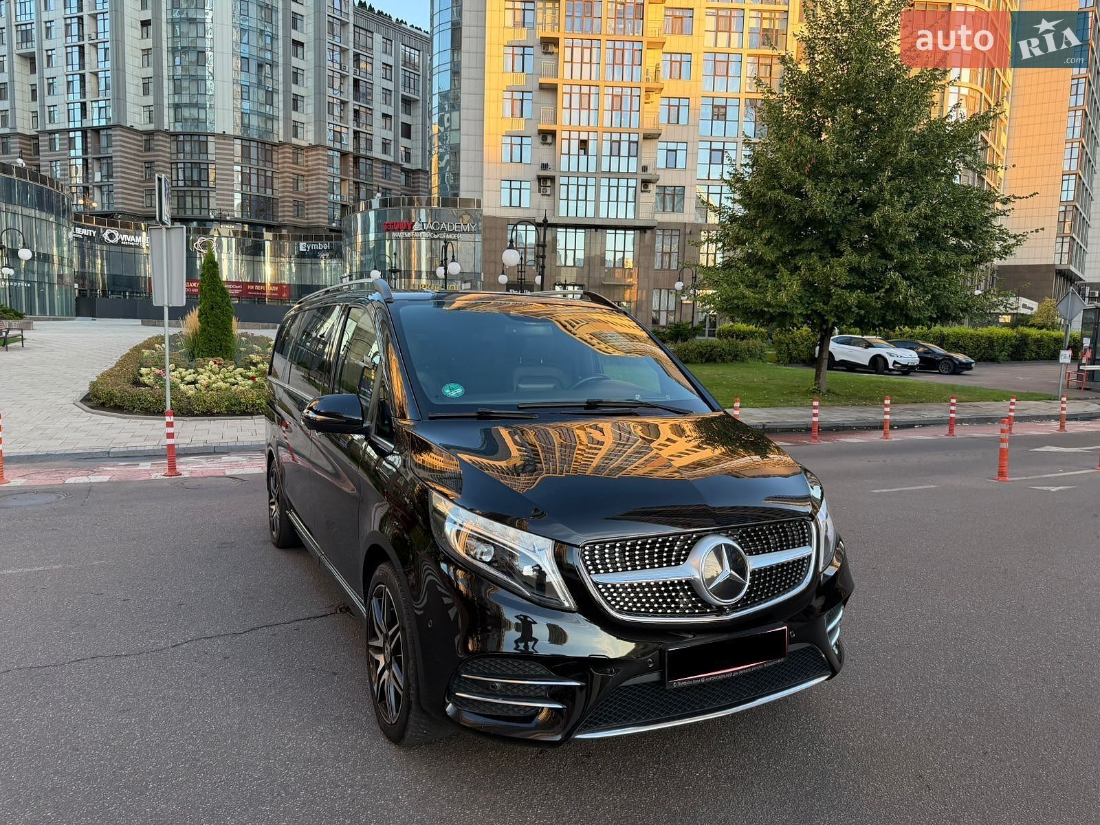 Mercedes-Benz V-Class 2019 VIN WDF44781313633550 фото оголошення 6 з 26