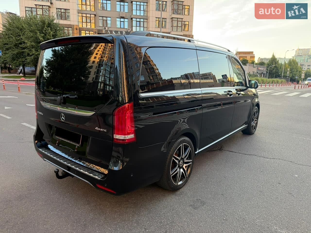 Mercedes-Benz V-Class 2019 VIN WDF44781313633550 фото оголошення 12 з 26