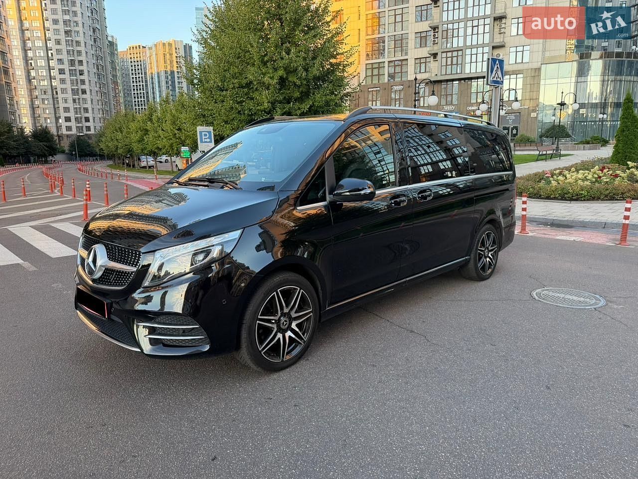 Mercedes-Benz V-Class 2019 VIN WDF44781313633550 фото оголошення 8 з 26