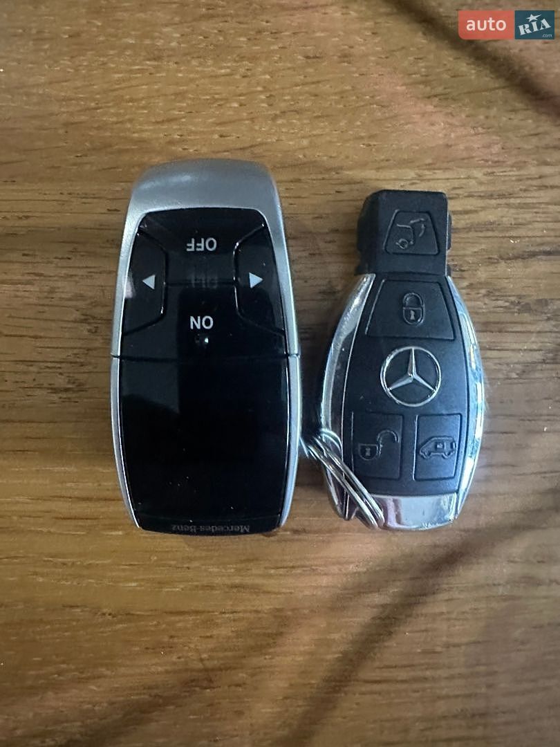 Mercedes-Benz V-Class 2019 VIN WDF44781313633550 фото оголошення 25 з 26