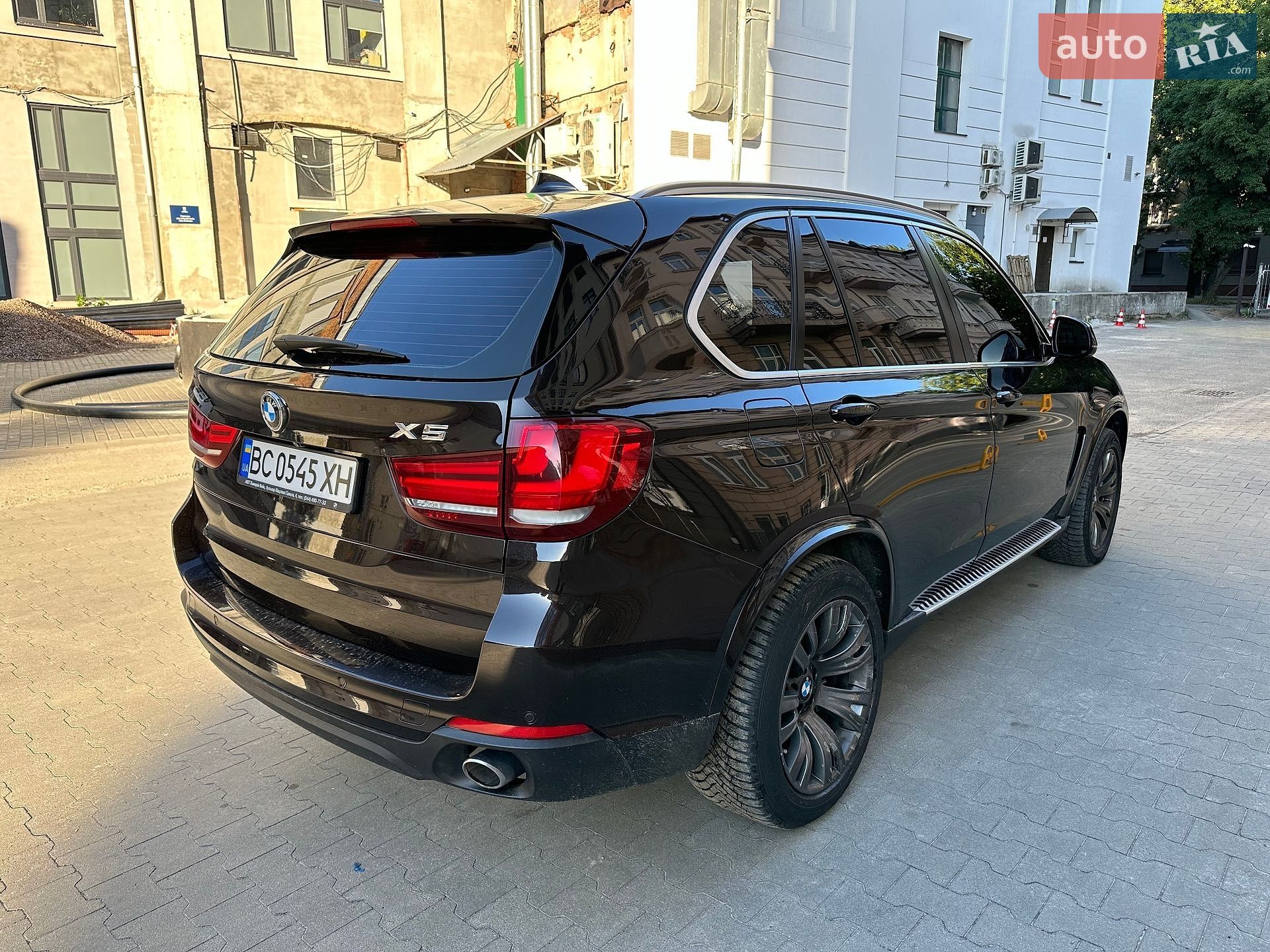 BMW X5 2015 VIN WBALS010000S32570 фото оголошення 5 з 22