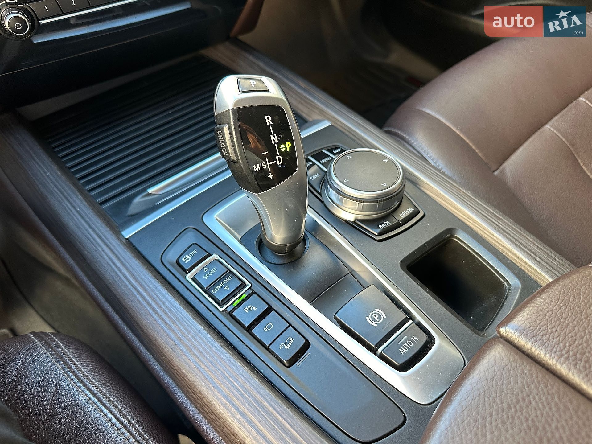 BMW X5 2015 VIN WBALS010000S32570 фото оголошення 13 з 22