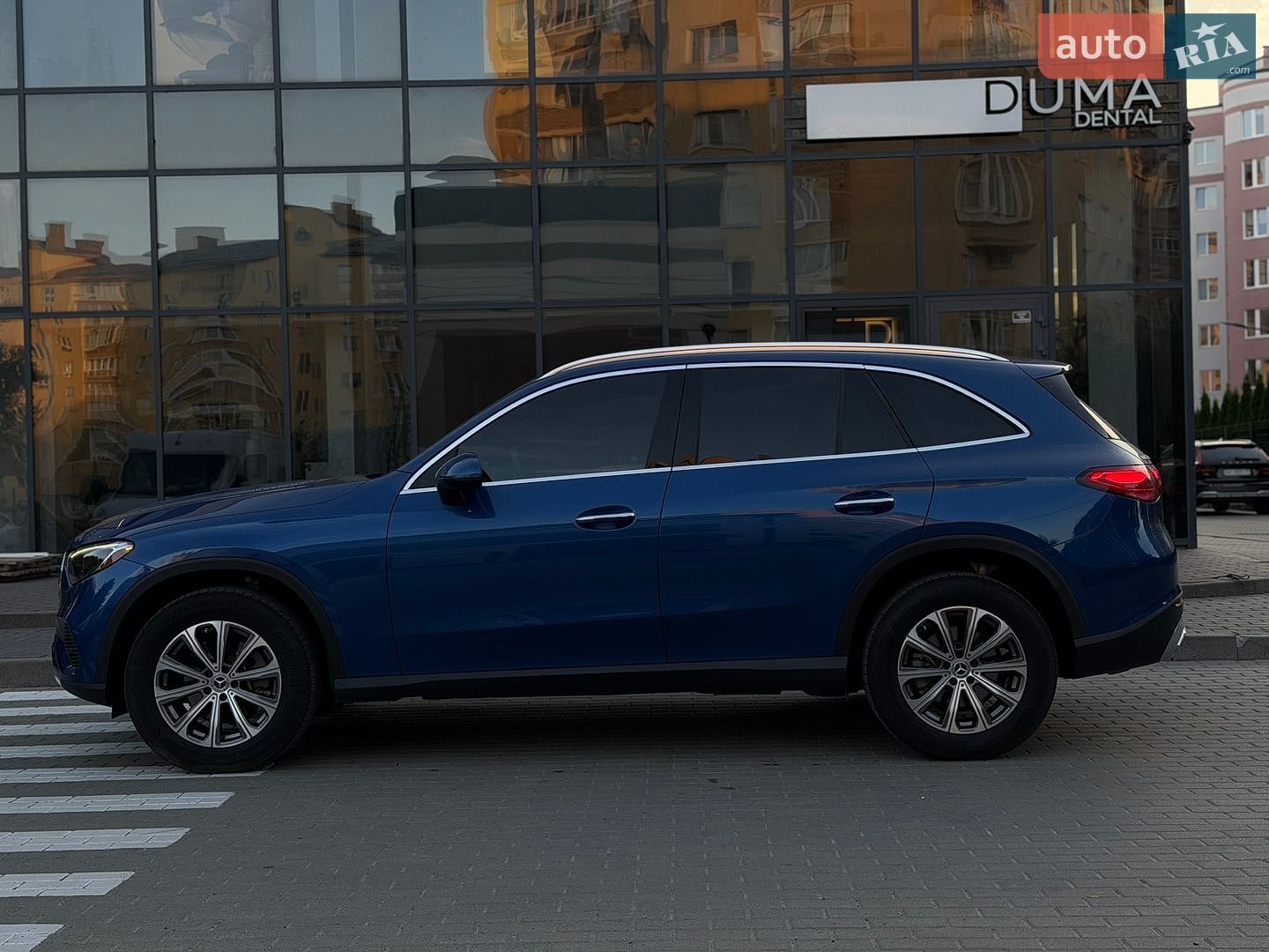 Mercedes-Benz GLC-Class 2023 VIN W1NKM4GB7PU017319 фото оголошення 4 з 19