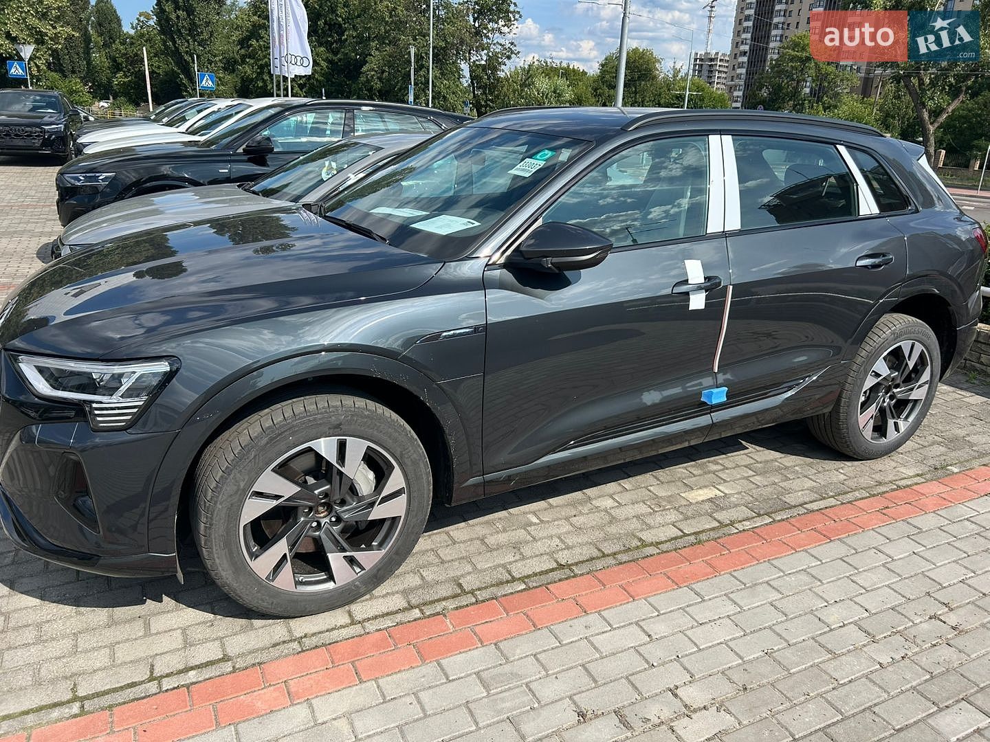 Audi Q8 e-tron 2025 VIN WAUZZZGEXRB066962 фото оголошення 2 з 4