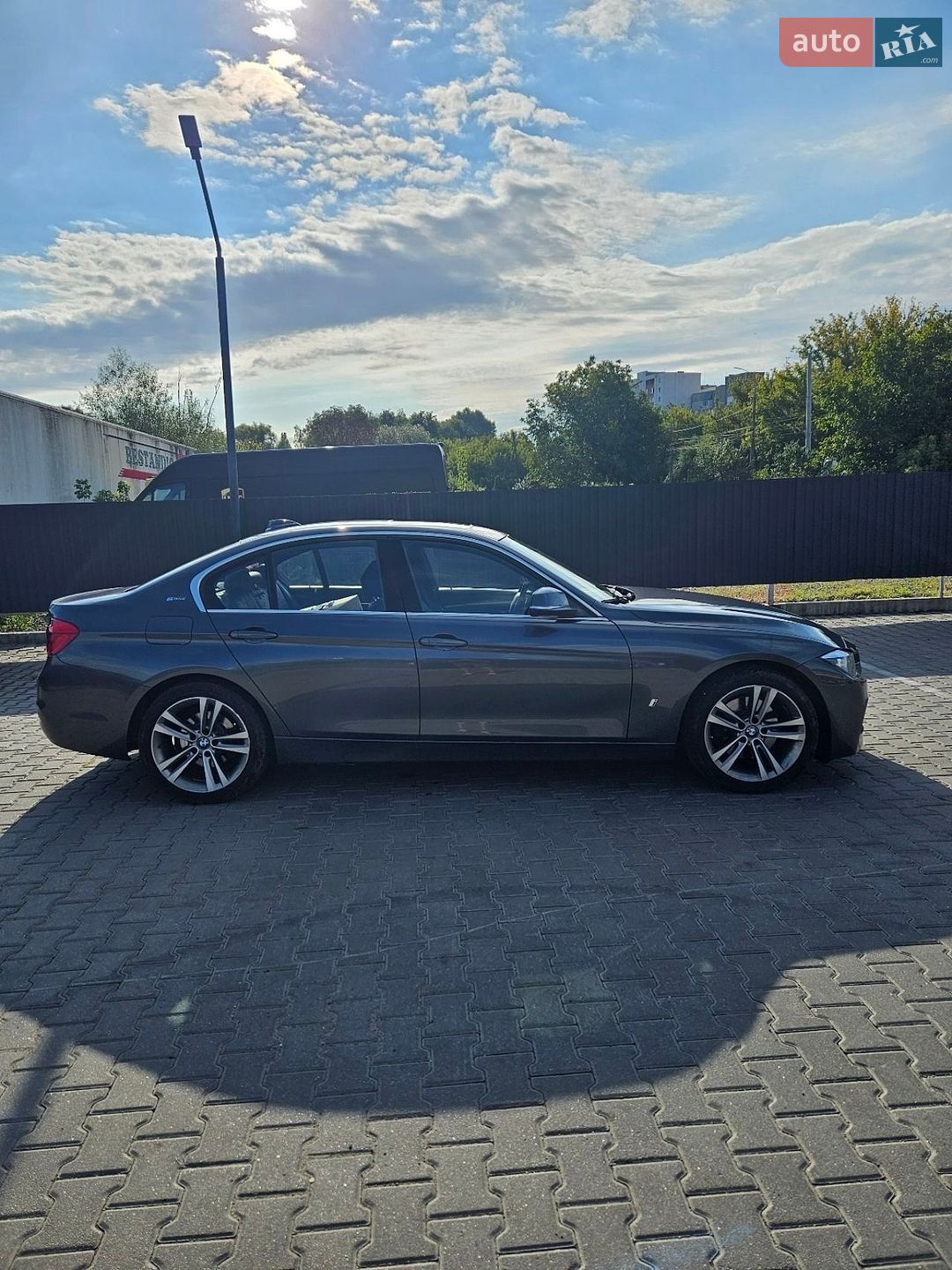 BMW 3 Series 2018 VIN WBA8E1C59JA756355 фото оголошення 20 з 27