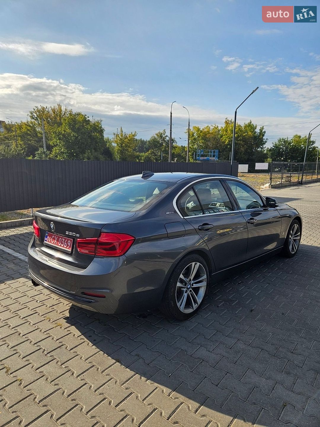BMW 3 Series 2018 VIN WBA8E1C59JA756355 фото оголошення 21 з 27