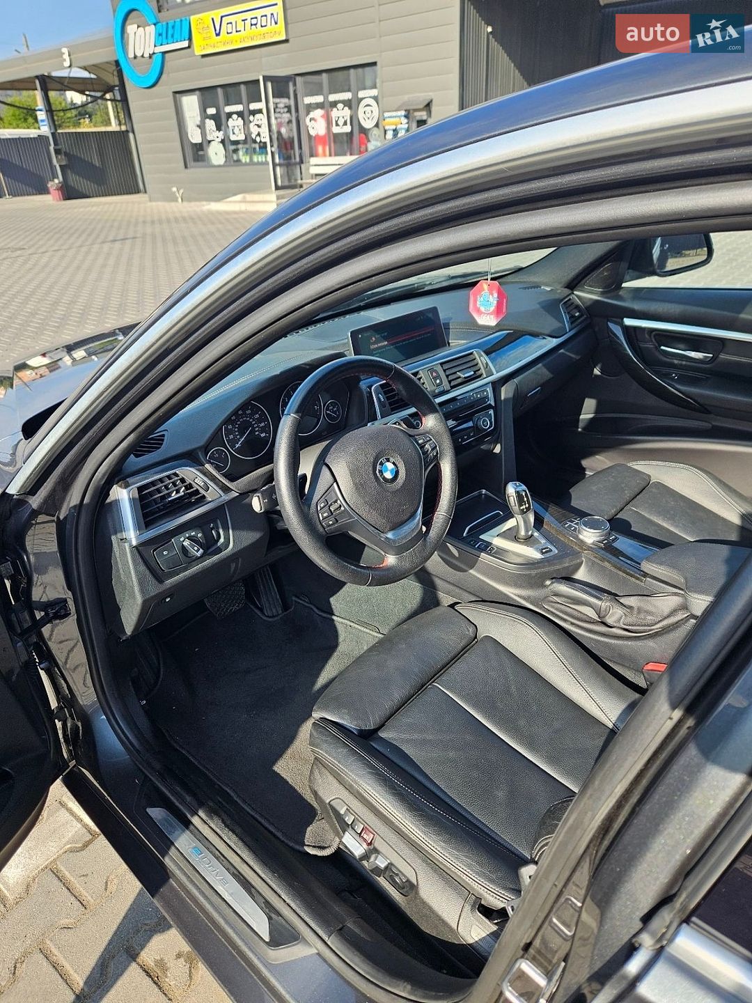 BMW 3 Series 2018 VIN WBA8E1C59JA756355 фото оголошення 25 з 27