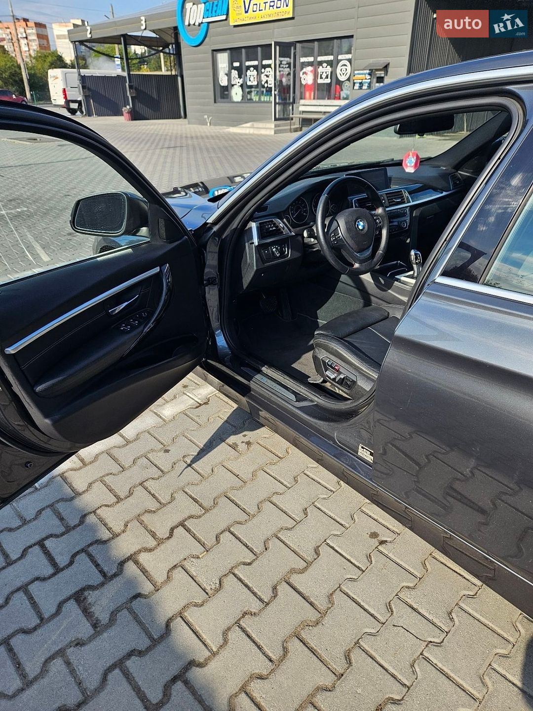 BMW 3 Series 2018 VIN WBA8E1C59JA756355 фото оголошення 26 з 27