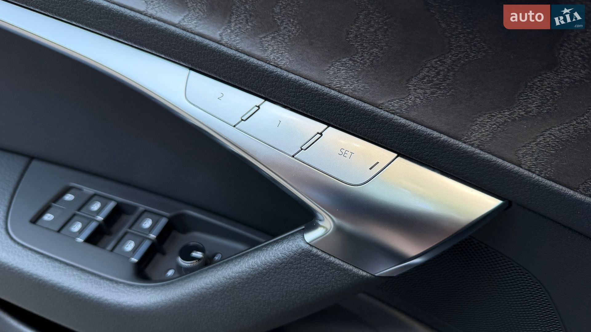 Audi S6 2022 VIN WAUZZZF27NN016634 фото оголошення 12 з 21