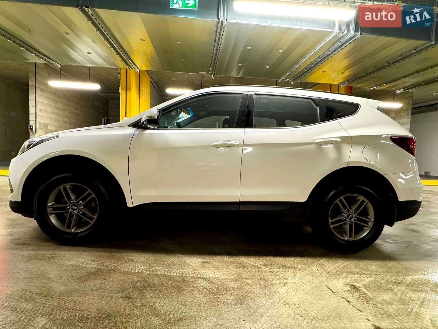 Hyundai Santa FE 2016 VIN KMHST81CDGU566666 фото оголошення 20 з 24