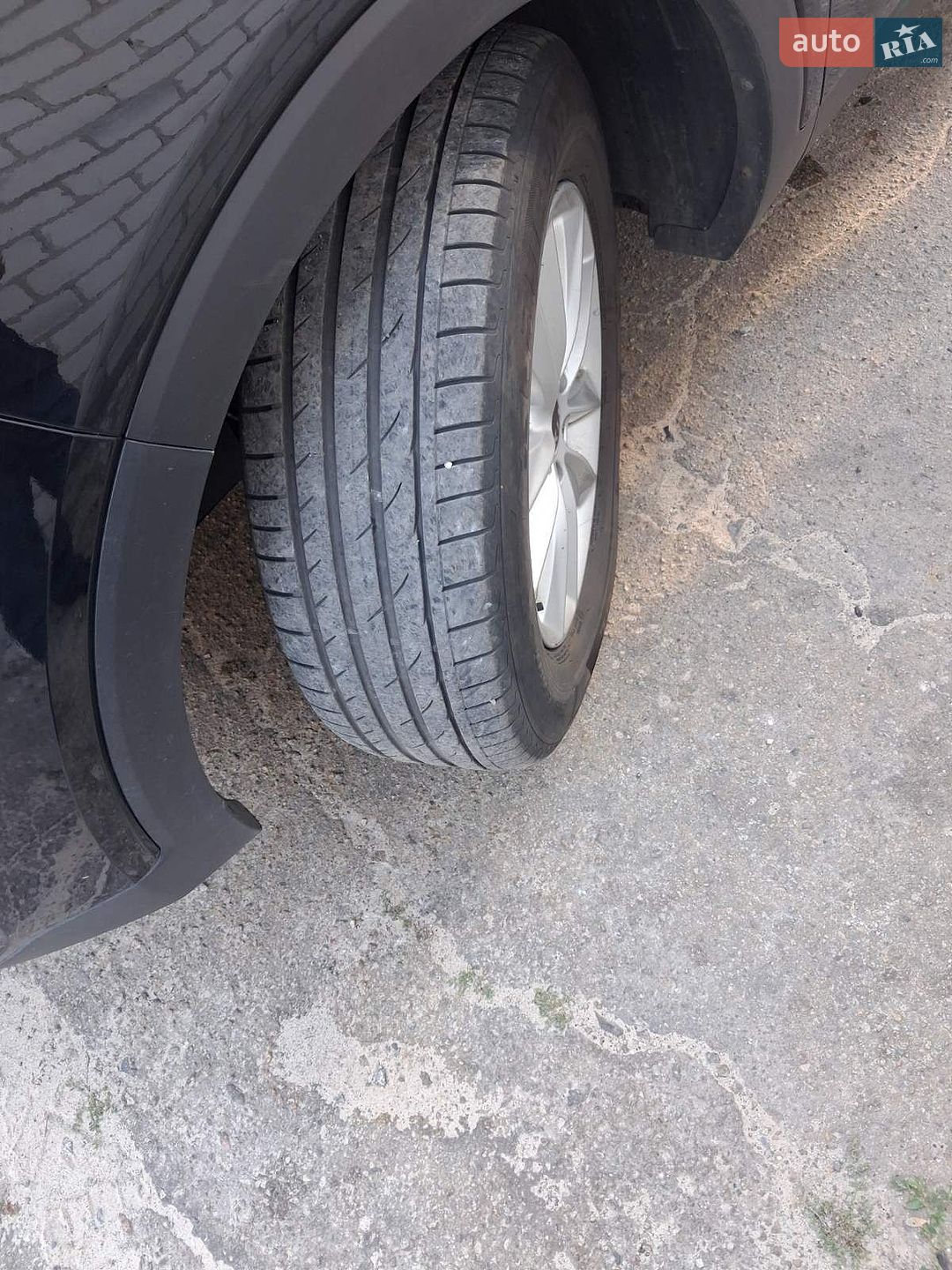 Kia Sorento 2018 VIN 5XYPG4A36KG551802 фото оголошення 11 з 16
