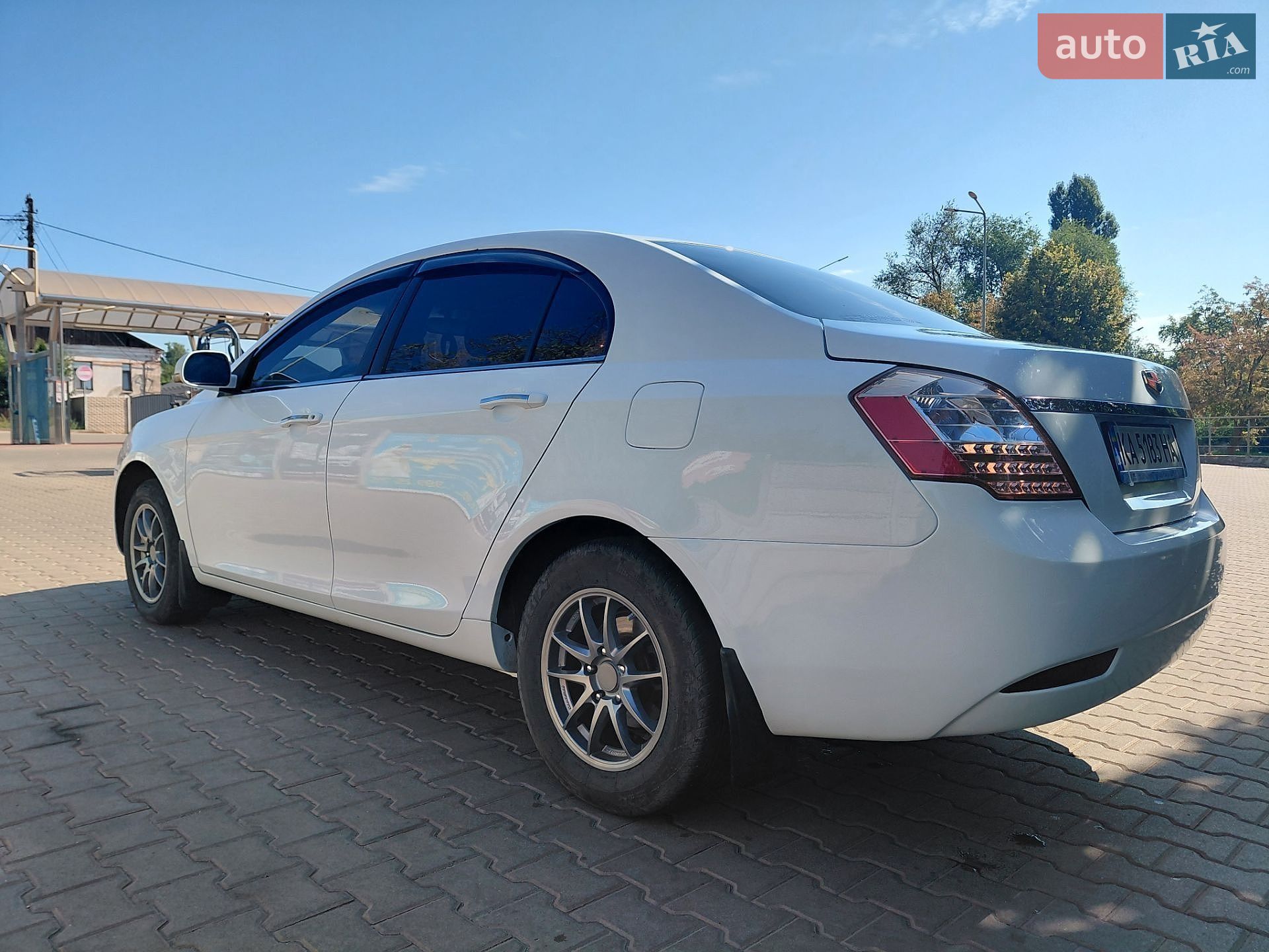 Geely Emgrand 7 (EC7) 2013 VIN L6T7844S3DN015354 фото оголошення 6 з 29