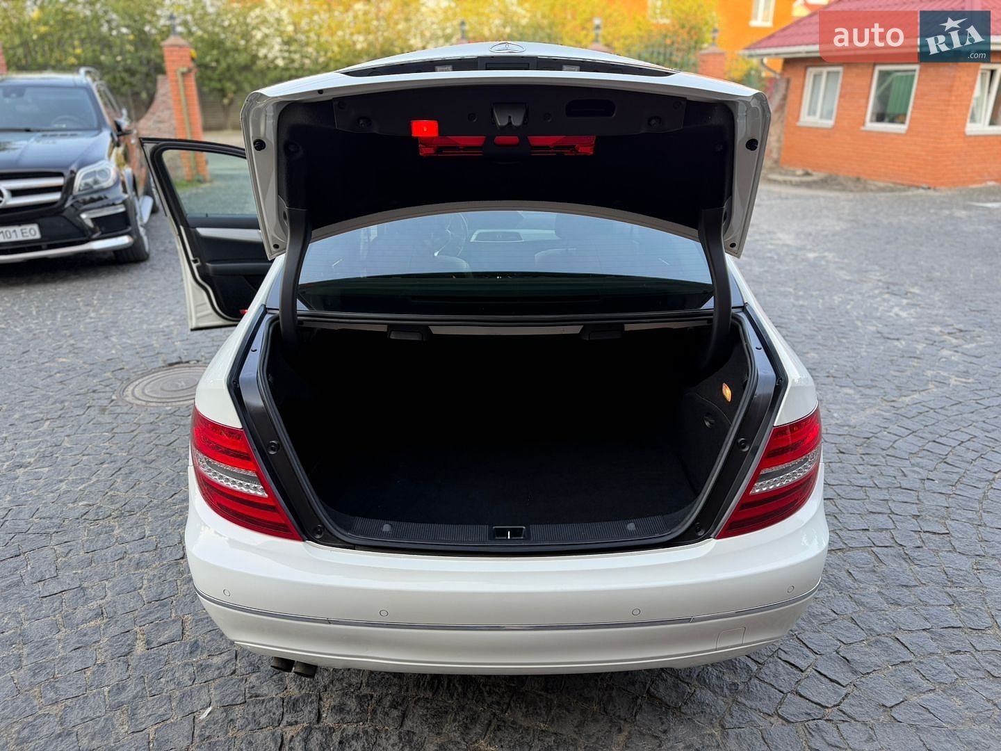 Mercedes-Benz C-Class 2012 VIN WDD2040491A717284 фото оголошення 15 з 20