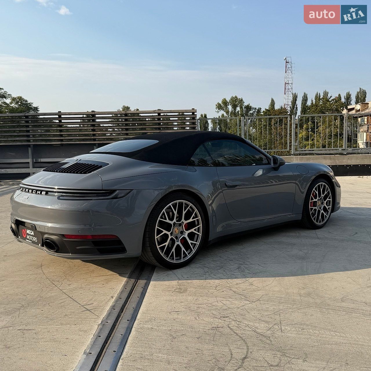 Porsche 911 2024 VIN WP0CA2A98RS238215 фото оголошення 10 з 21