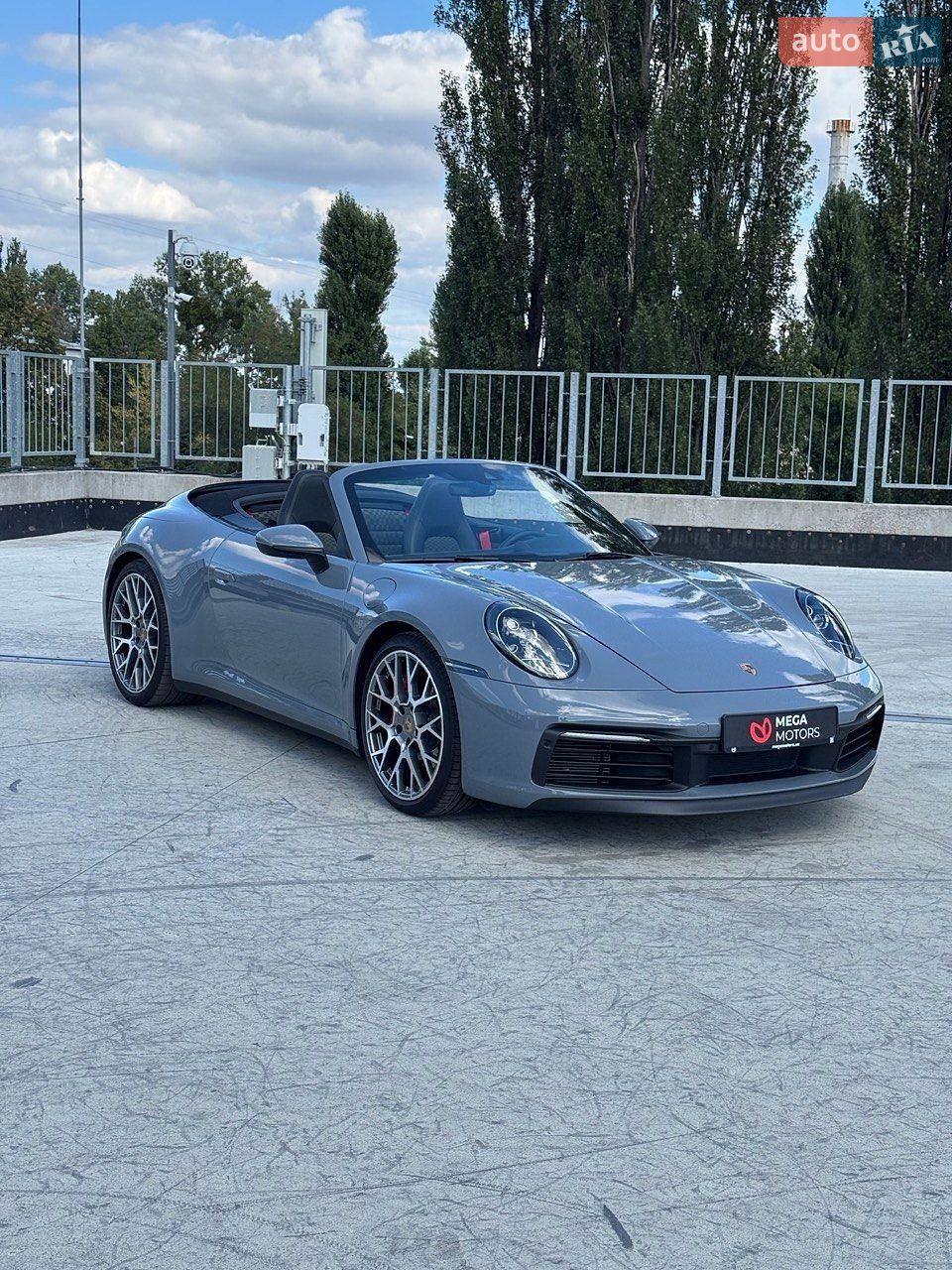 Porsche 911 2024 VIN WP0CA2A98RS238215 фото оголошення 3 з 21