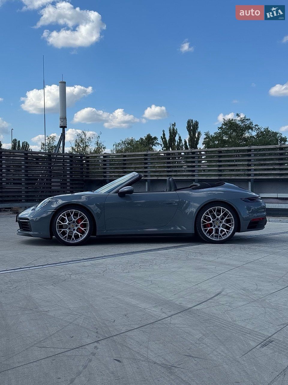 Porsche 911 2024 VIN WP0CA2A98RS238215 фото оголошення 12 з 21