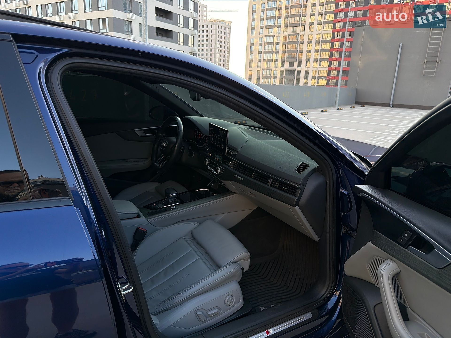 Audi A4 2021 VIN WAUEAAF48MN001826 фото оголошення 43 з 63