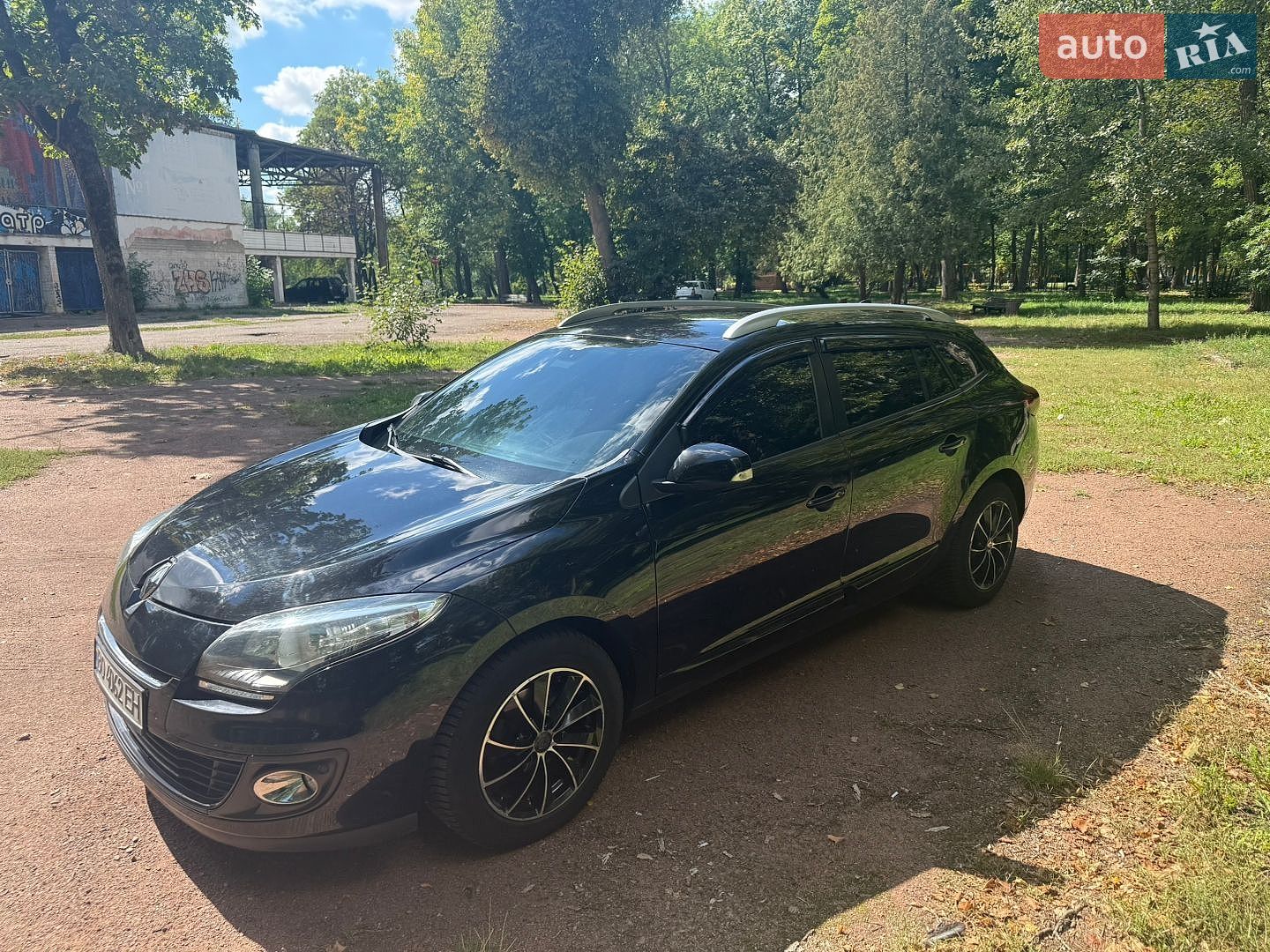 Renault Megane 2013 VIN VF1KZ140648771326 фото оголошення 4 з 15