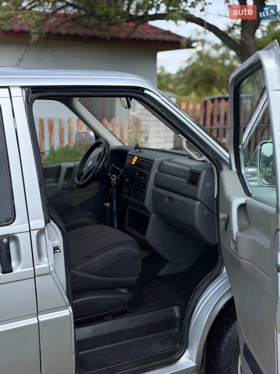 Volkswagen Transporter 2003 VIN WV1ZZZ70Z3H139851 фото оголошення 4 з 52