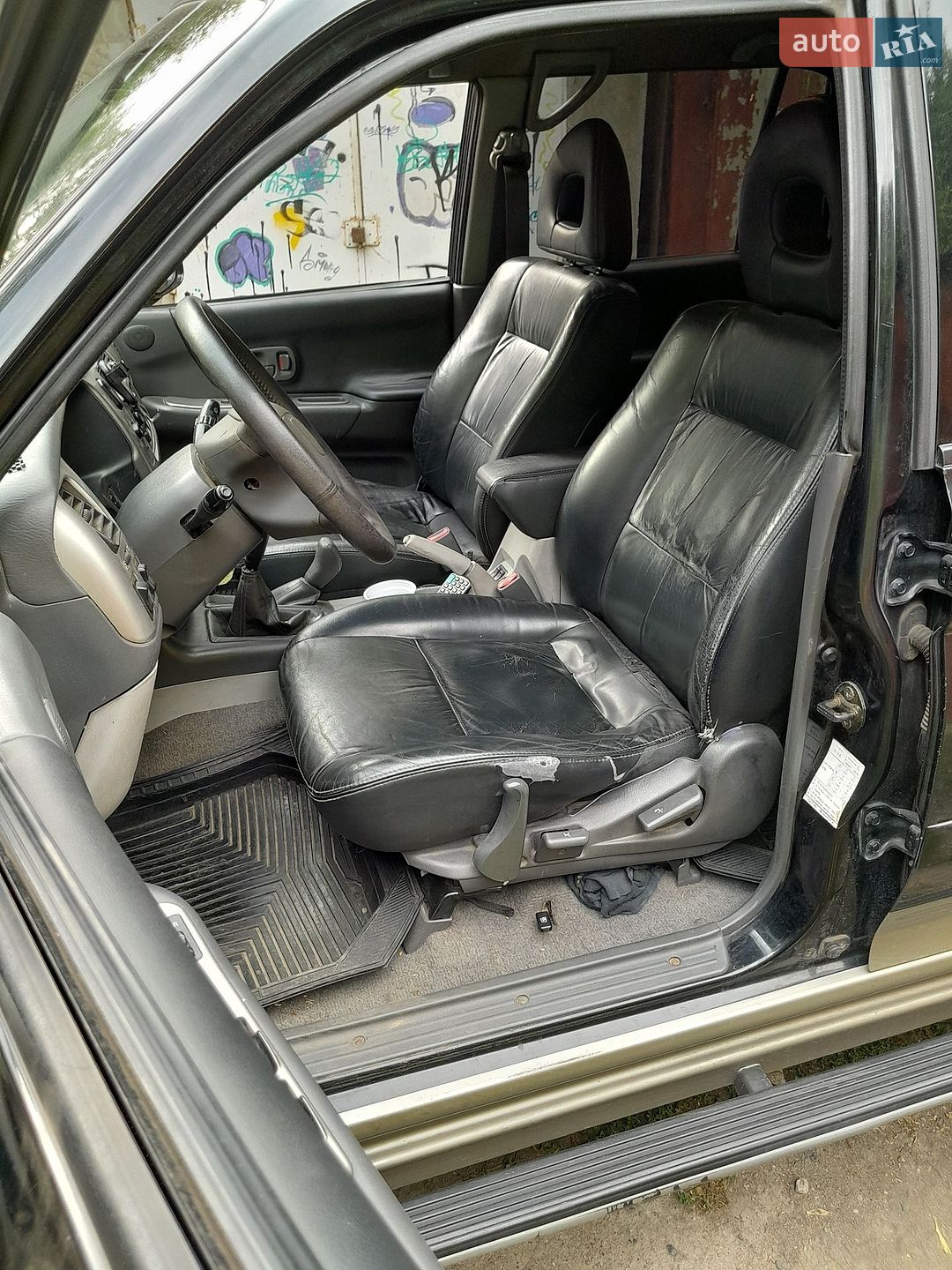 Mitsubishi Pajero Sport 2004 VIN JMB0NK9405J002202 фото оголошення 4 з 13
