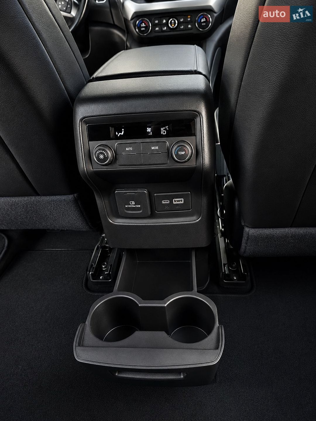 GMC Acadia 2020 VIN 1GKKNML4XLZ187591 фото оголошення 5 з 9