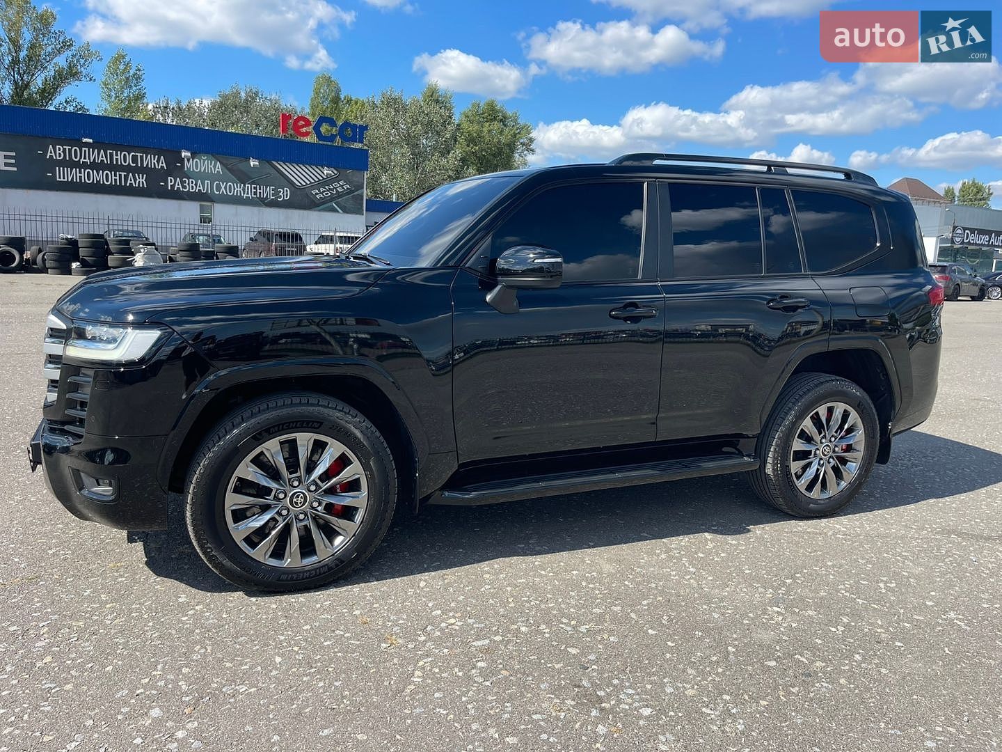 Toyota Land Cruiser 2023 VIN JTMAAABJ204041218 фото оголошення 2 з 70