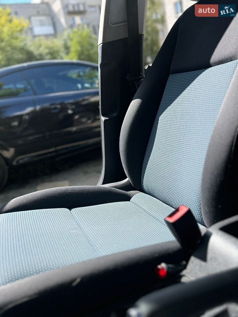 Volkswagen Golf 2011 VIN WVWZZZ1KZCW105724 фото оголошення 30 з 84