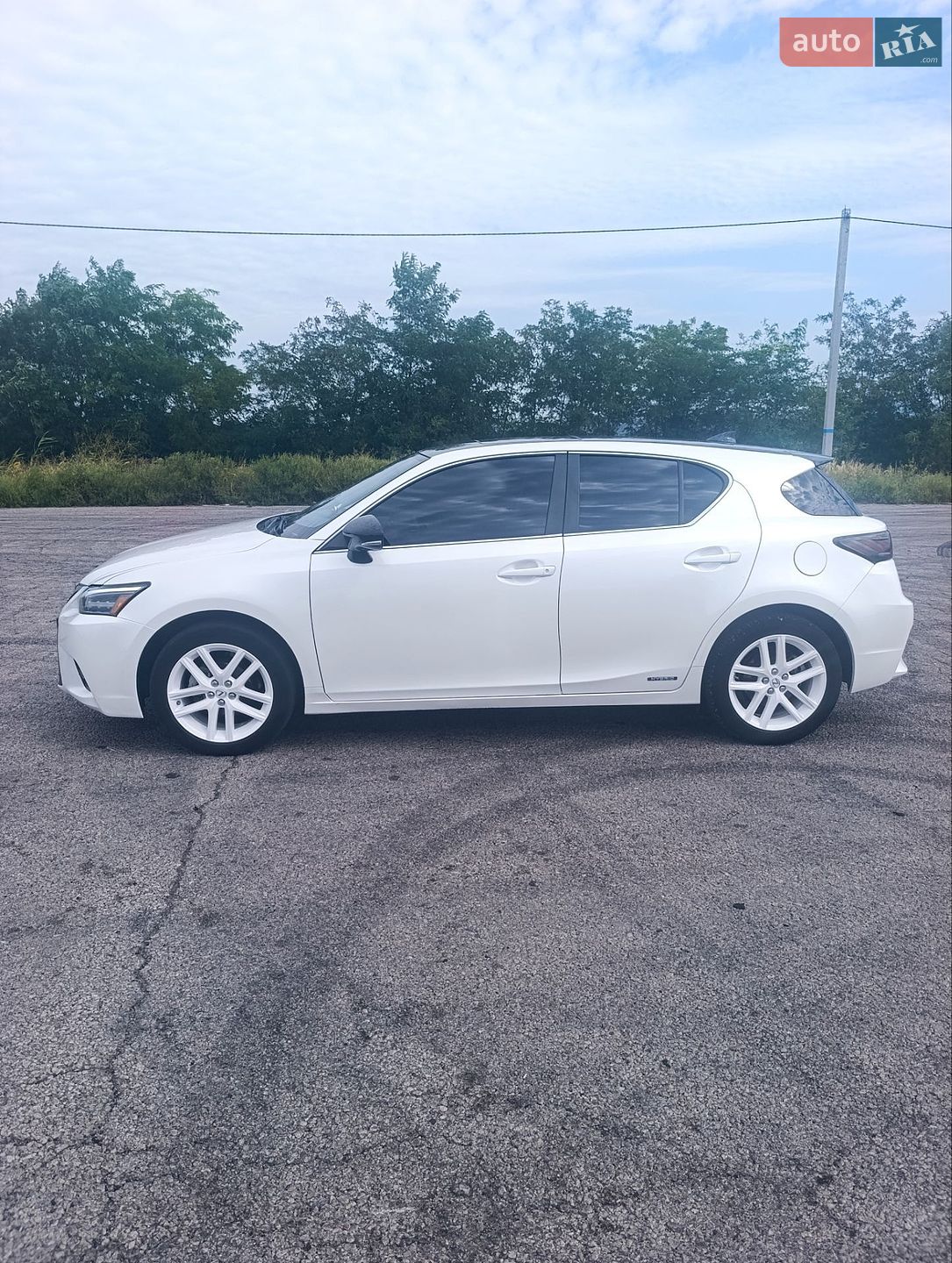 Lexus CT 2017 VIN JTHKD5BHXH2299038 фото оголошення 5 з 21