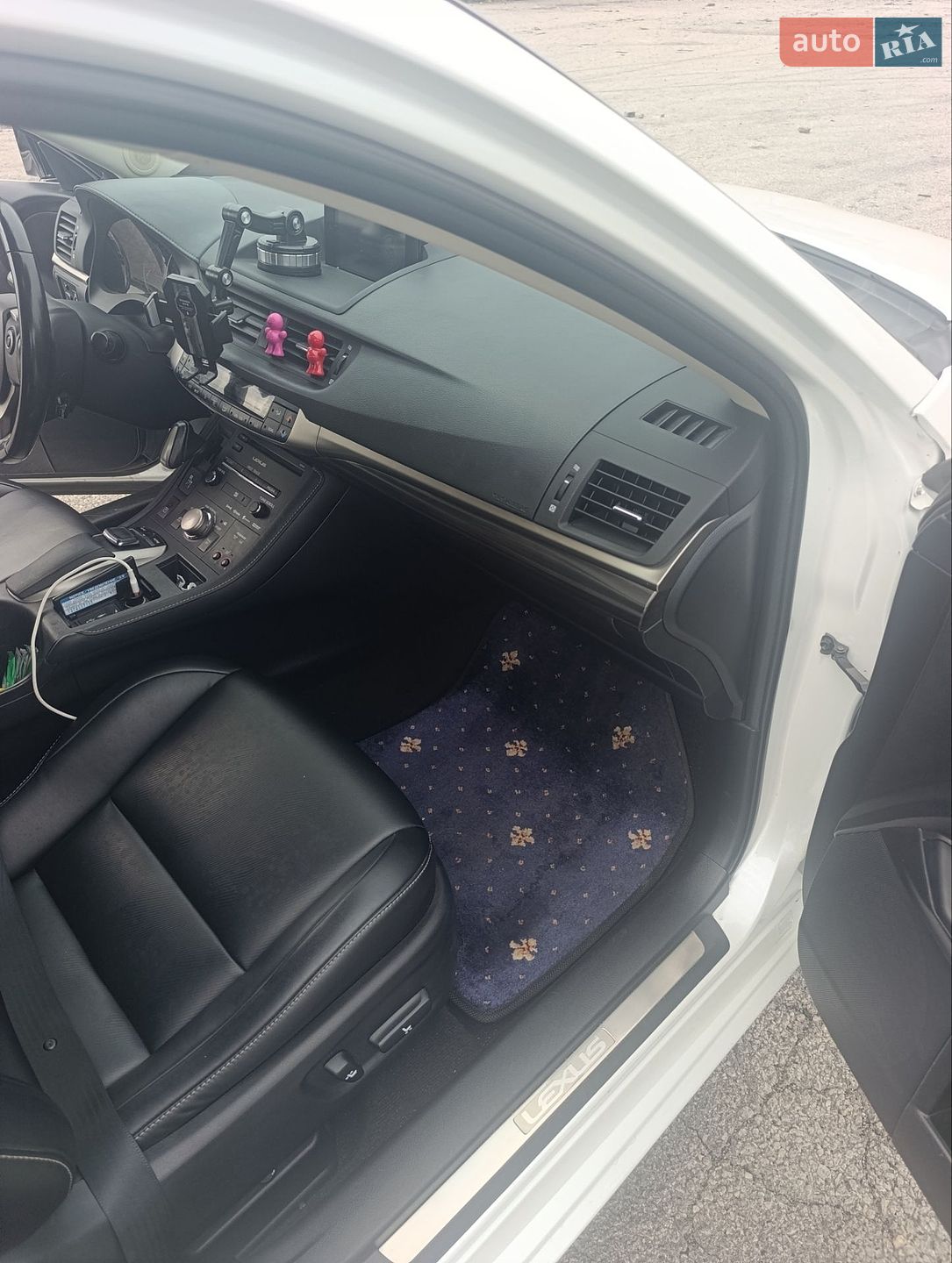 Lexus CT 2017 VIN JTHKD5BHXH2299038 фото оголошення 15 з 22