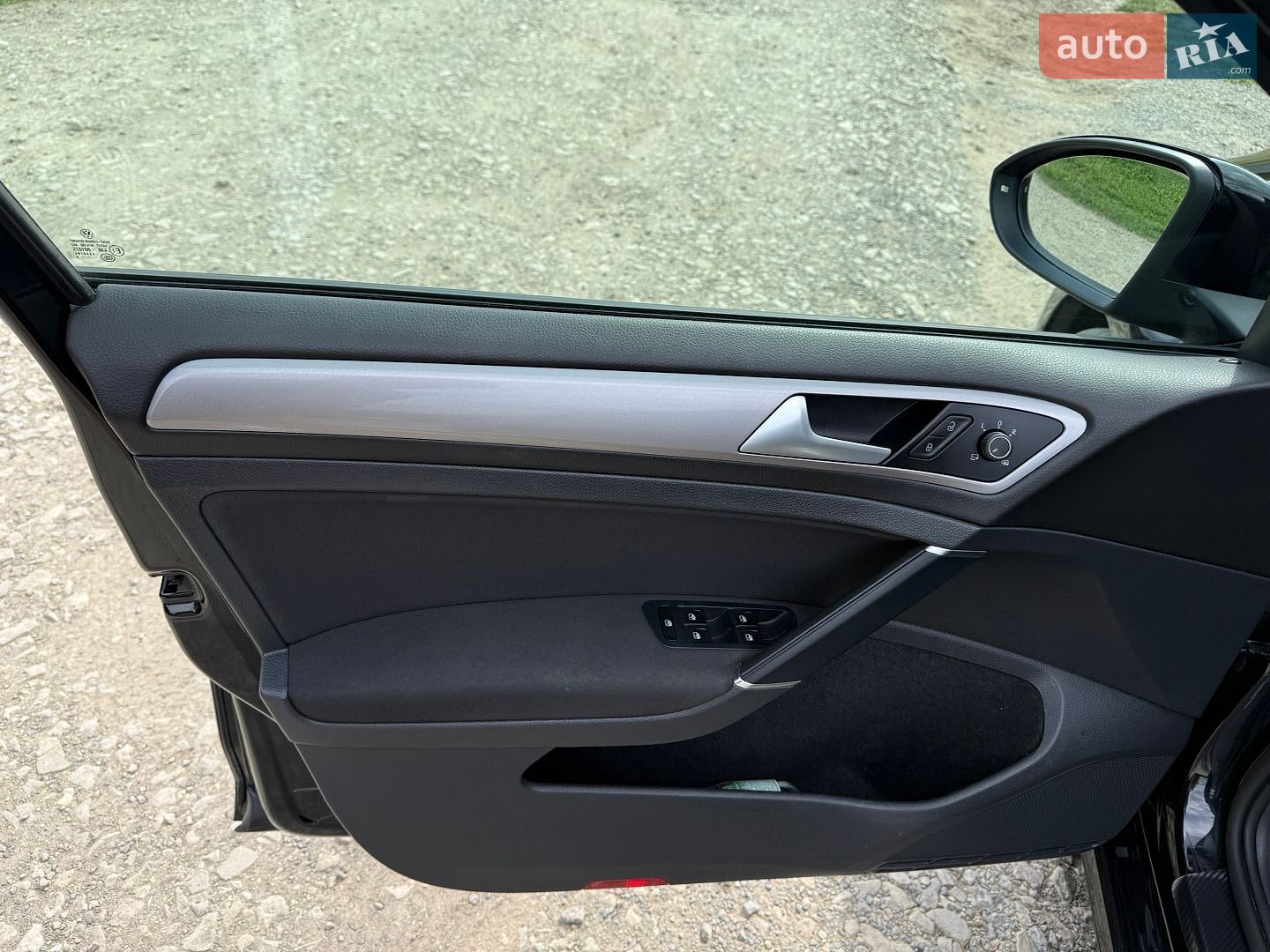 Volkswagen e-Golf 2016 VIN WVWZZZAUZGW909021 фото оголошення 10 з 27