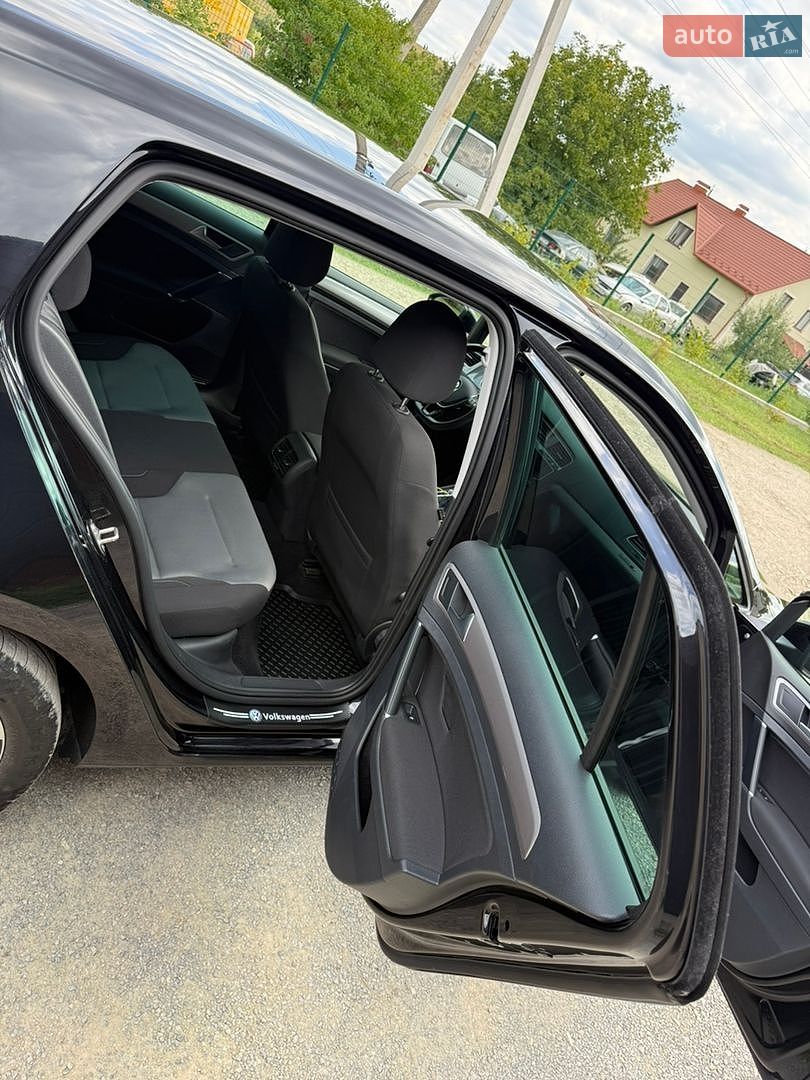 Volkswagen e-Golf 2016 VIN WVWZZZAUZGW909021 фото оголошення 16 з 27