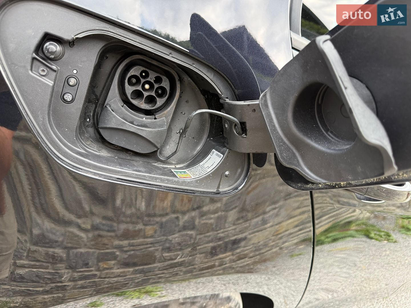 Volkswagen e-Golf 2016 VIN WVWZZZAUZGW909021 фото оголошення 27 з 27