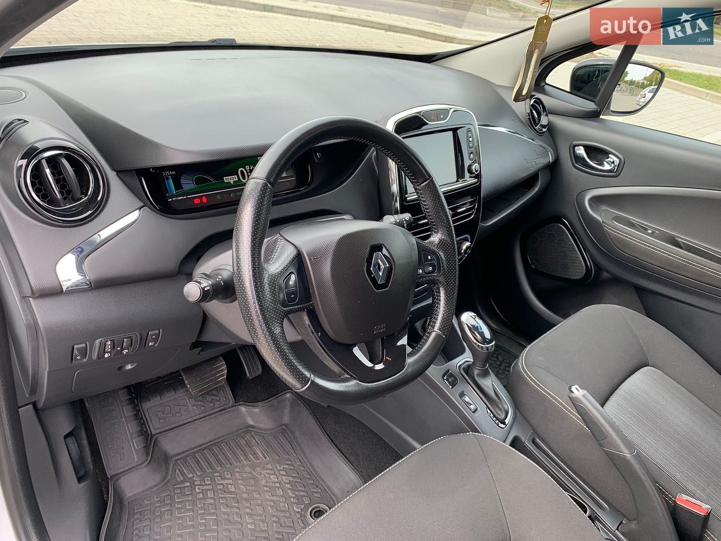 Renault Zoe 2017 VIN VF1AGVYF058627765 фото оголошення 30 з 55
