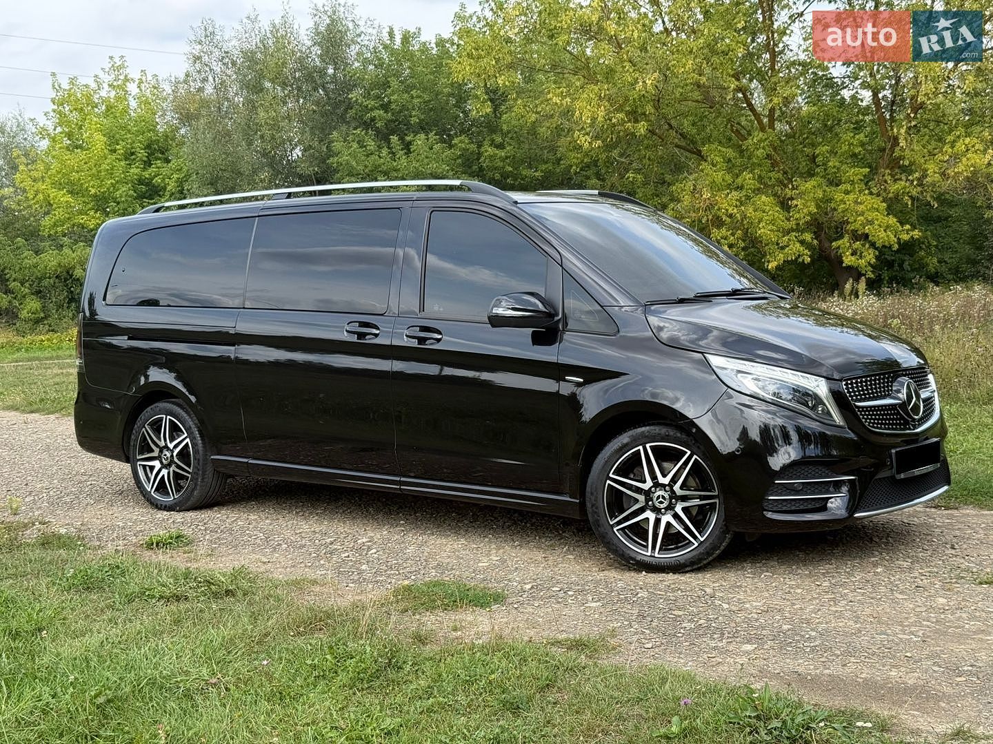 Mercedes-Benz V-Class 2017 VIN WDF44781513266295 фото оголошення 5 з 46