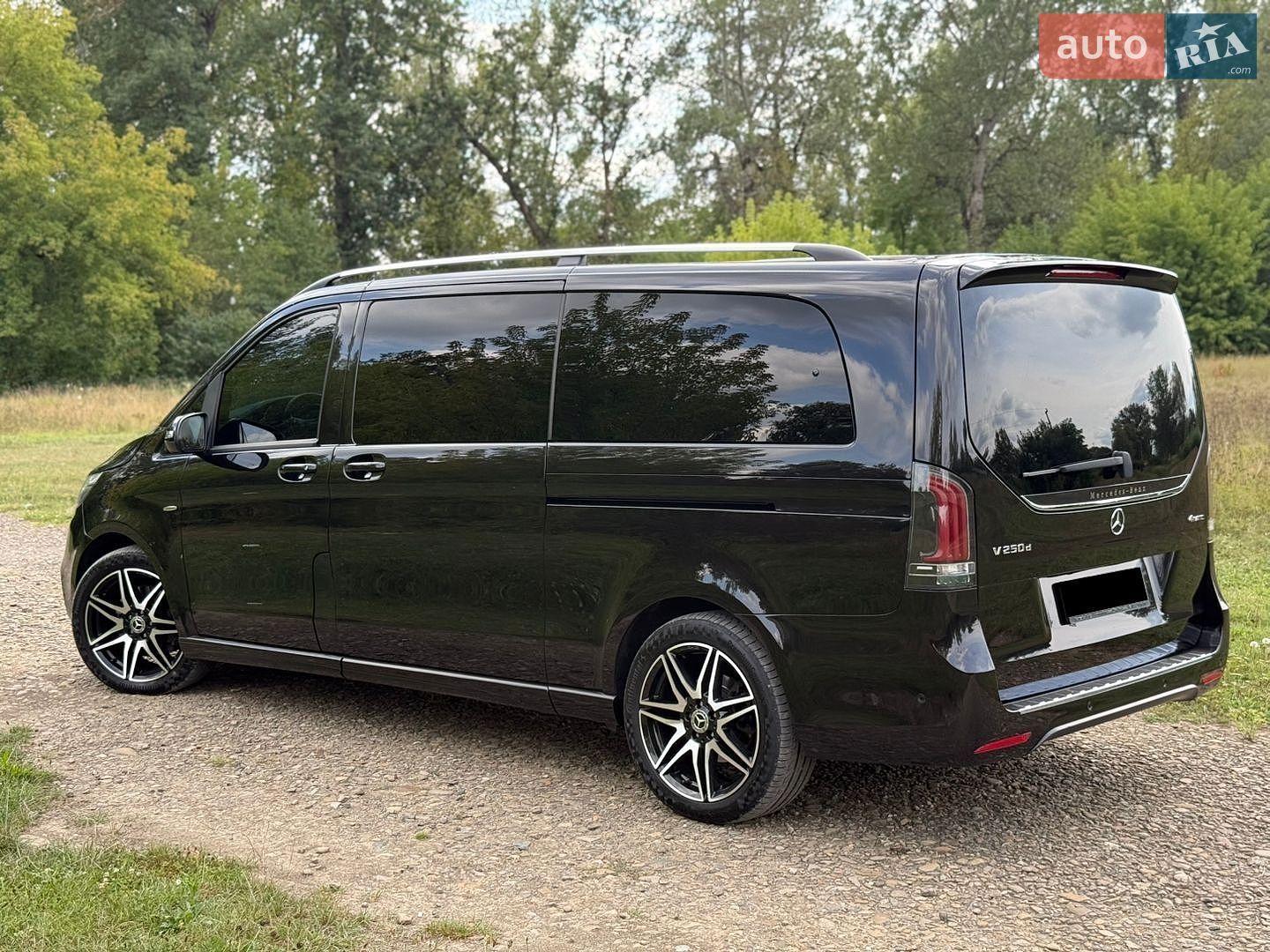 Mercedes-Benz V-Class 2017 VIN WDF44781513266295 фото оголошення 17 з 46